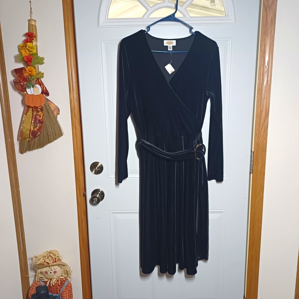 Talbots Black Velvet Faux Wrap L/S Belted Midi Evening Holiday Glam Dress 8 NWT